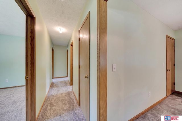 1105 Surfside Drive, Lincoln, NE 68528