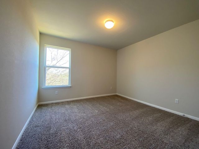 370 Bright Star LN, Georgetown, TX 78628