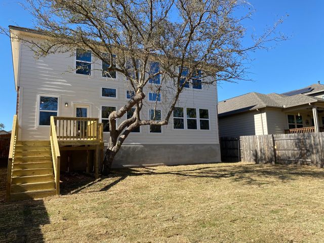 370 Bright Star LN, Georgetown, TX 78628