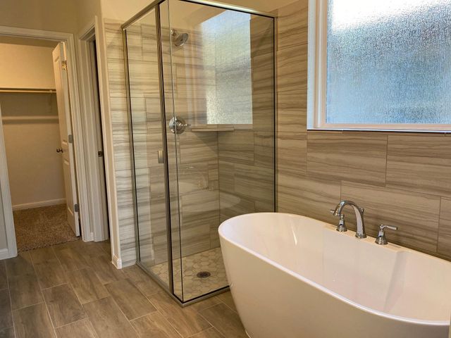 370 Bright Star LN, Georgetown, TX 78628