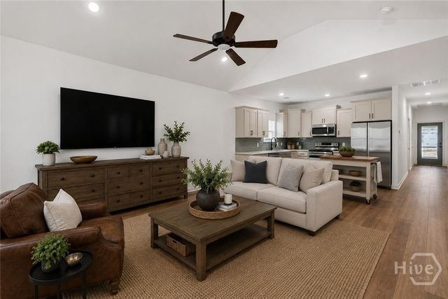 145 Waters Circle, Pembroke, GA 31321
