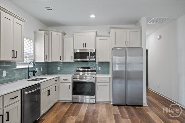 145 Waters Circle, Pembroke, GA 31321