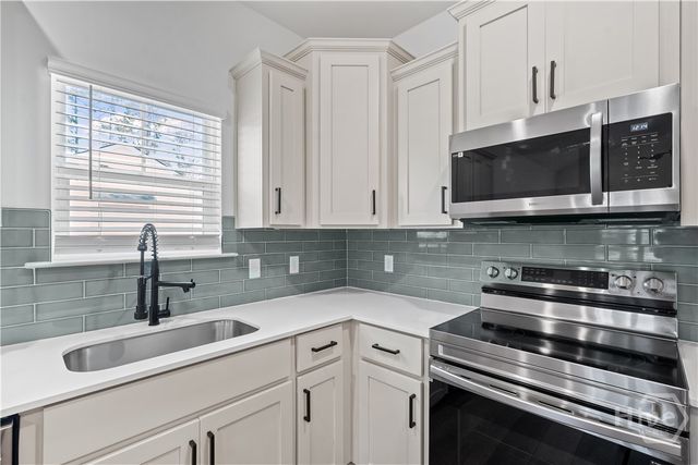 145 Waters Circle, Pembroke, GA 31321