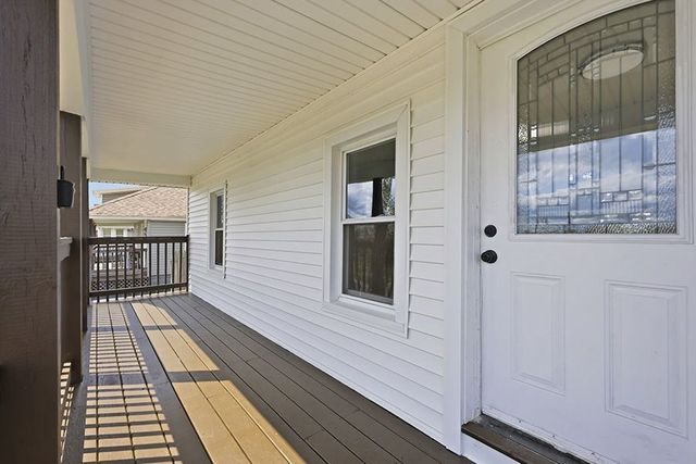 20 Conklin St, Springfield, MA 01109