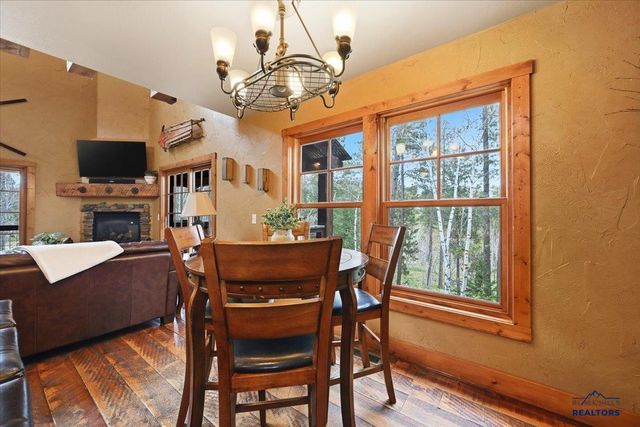 21170 GILDED MOUNTAIN RD, Lead, SD 57754