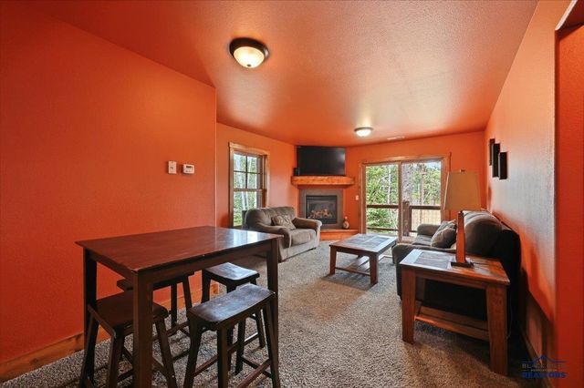 21170 GILDED MOUNTAIN RD, Lead, SD 57754