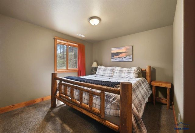 21170 GILDED MOUNTAIN RD, Lead, SD 57754