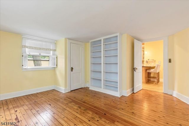 159 Park St, Montclair Twp., NJ 07042