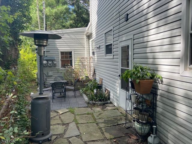 159 Park St, Montclair Twp., NJ 07042