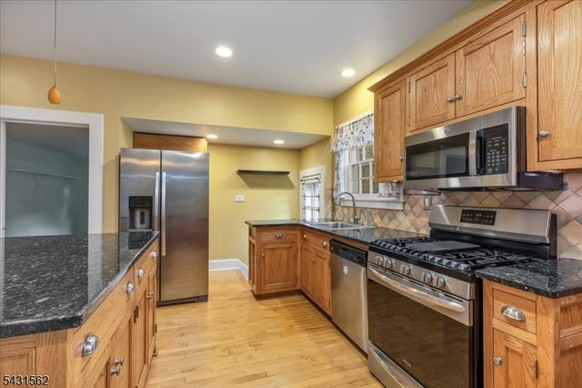 159 Park St, Montclair Twp., NJ 07042