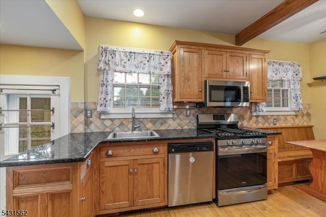 159 Park St, Montclair Twp., NJ 07042