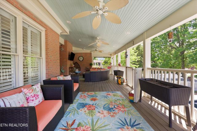 9106 Farrell Park Lane, Knoxville, TN 37922