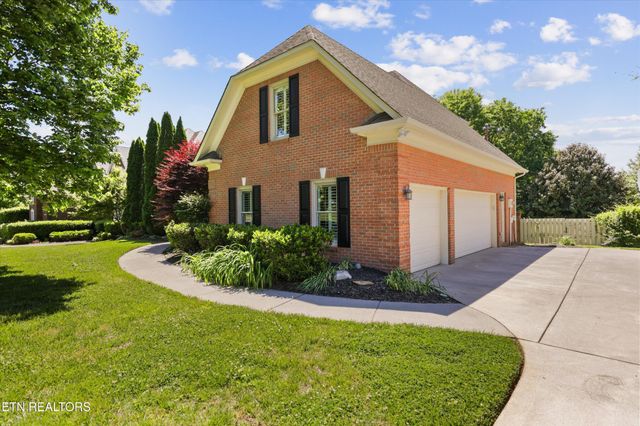 9106 Farrell Park Lane, Knoxville, TN 37922
