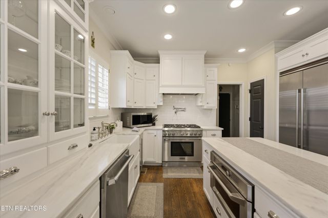 9106 Farrell Park Lane, Knoxville, TN 37922