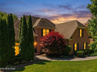 9106 Farrell Park Lane, Knoxville, TN 37922