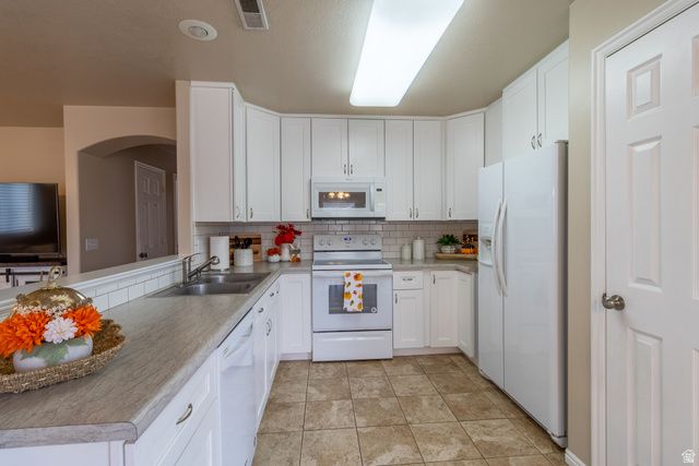 4623 S BLOSSOM GLN, Roy, UT 84067