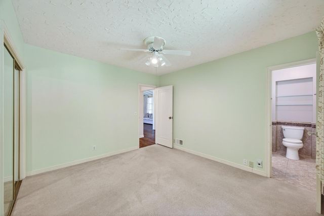 12020 Mayflower Circle, Minnetonka, MN 55305