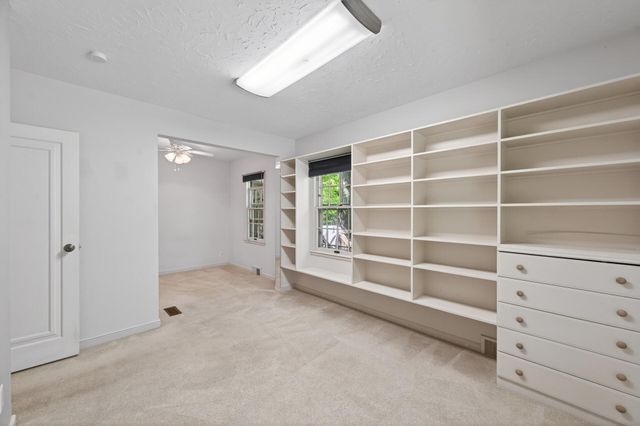 12020 Mayflower Circle, Minnetonka, MN 55305