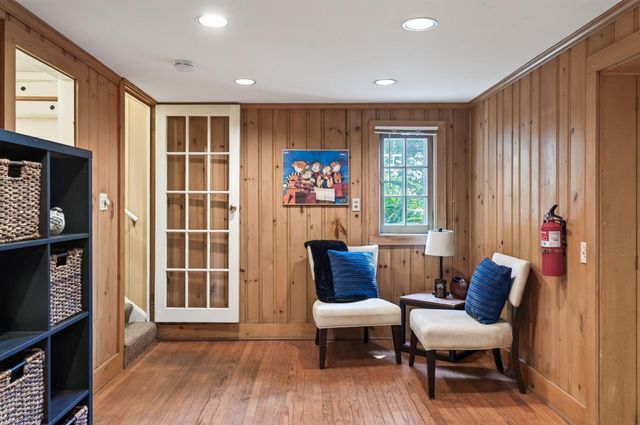 12020 Mayflower Circle, Minnetonka, MN 55305