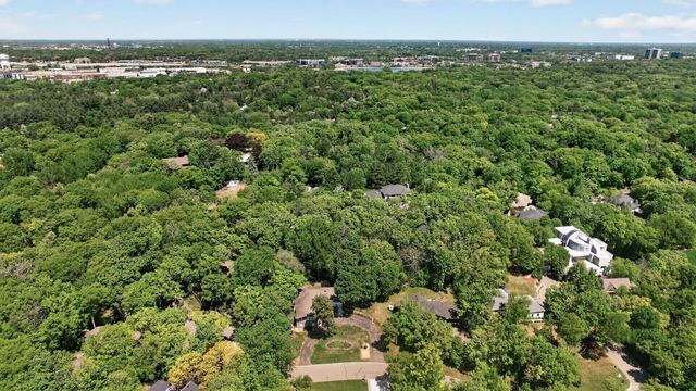 12020 Mayflower Circle, Minnetonka, MN 55305