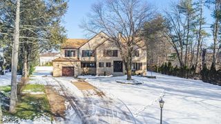 7 Shaw Ct, Fairfield Twp., NJ 07004