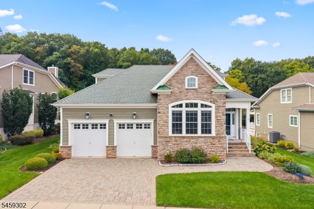 7 Portland Dr, Montgomery Twp., NJ 08558
