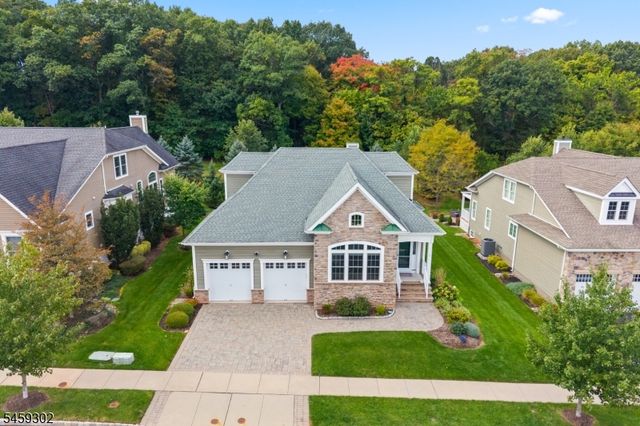 7 Portland Dr, Montgomery Twp., NJ 08558