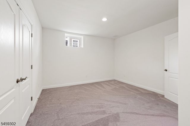 7 Portland Dr, Montgomery Twp., NJ 08558
