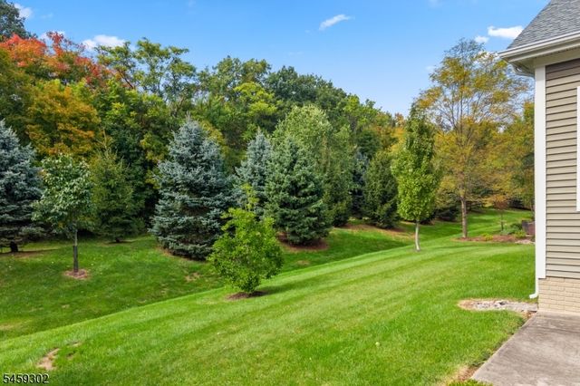 7 Portland Dr, Montgomery Twp., NJ 08558