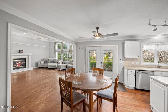 8122 N Bridge Way, Maumee, OH 43537