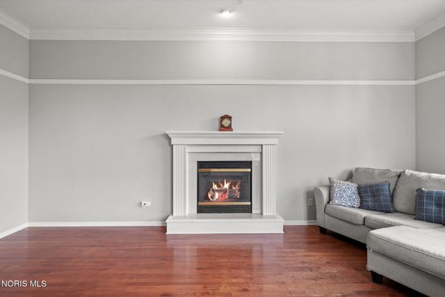 8122 N Bridge Way, Maumee, OH 43537