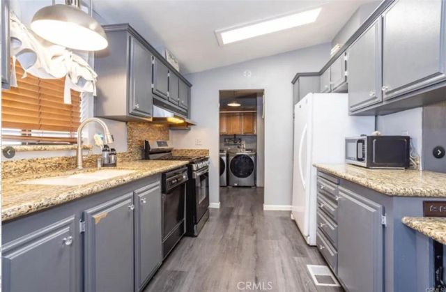 30090 Briggs Road, Agua Dulce, CA 91390