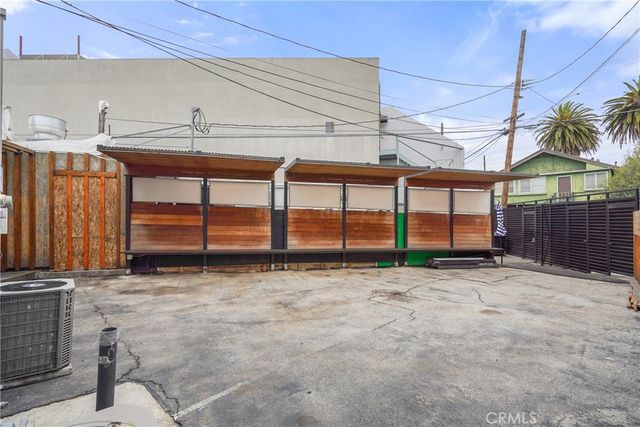 215 Windward Avenue, Venice, CA 90291