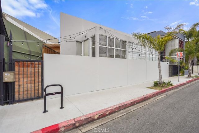 215 Windward Avenue, Venice, CA 90291