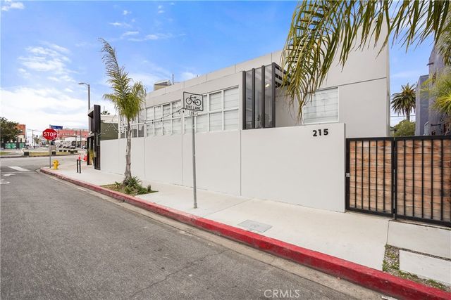 215 Windward Avenue, Venice, CA 90291