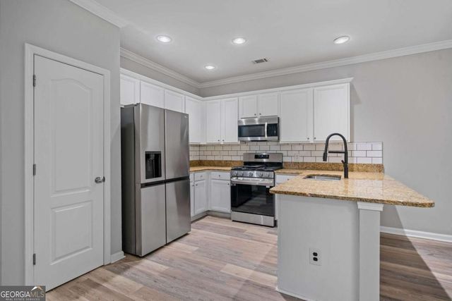 950 Firethorne Pass, Cumming, GA 30040