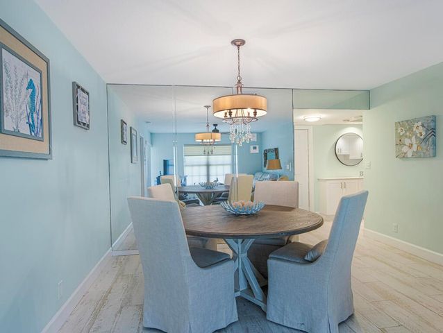 5560 Tamberlane Circle 324, Palm Beach Gardens, FL 33418