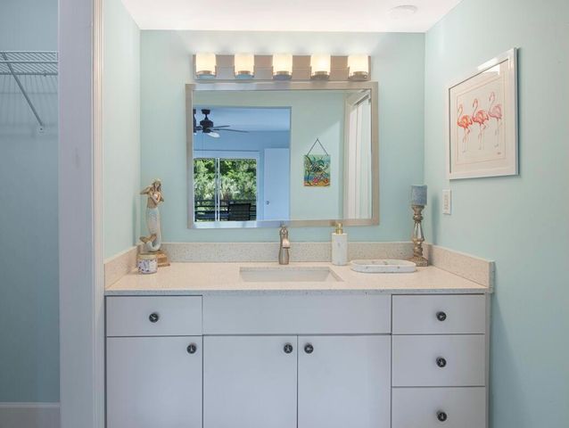 5560 Tamberlane Circle 324, Palm Beach Gardens, FL 33418