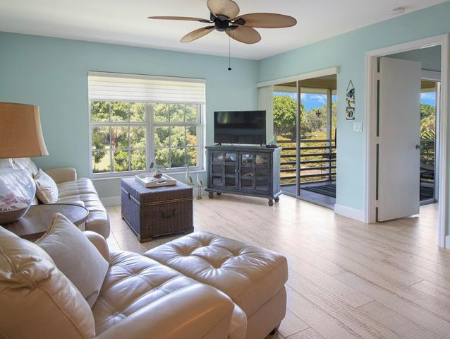 5560 Tamberlane Circle 324, Palm Beach Gardens, FL 33418