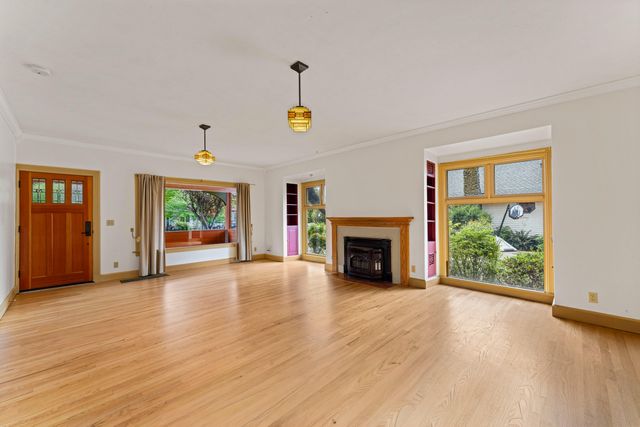 1432 NW Lawnridge Avenue, Grants Pass, OR 97526