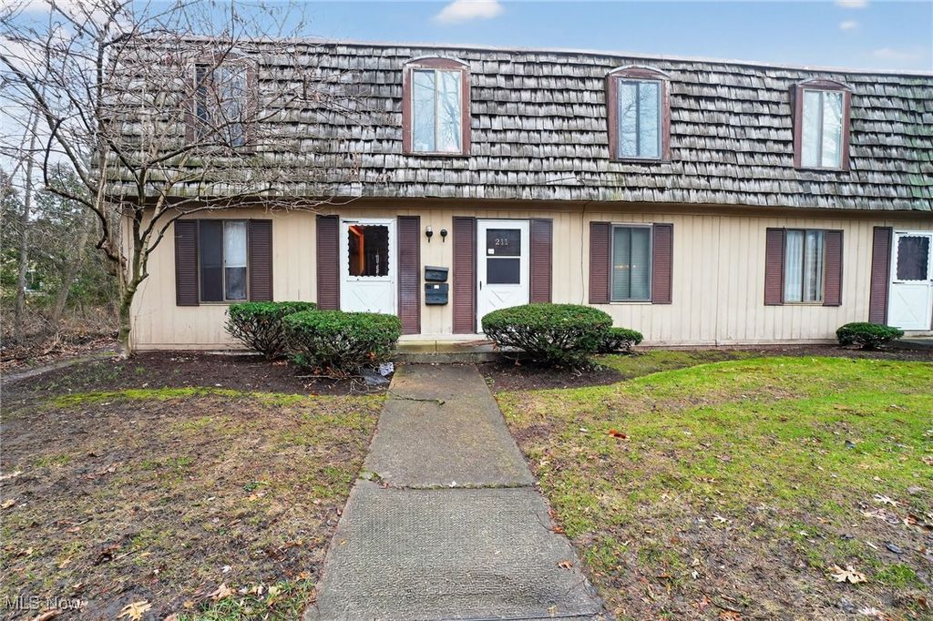 1651 Mentor Avenue 212, Painesville, OH 44077