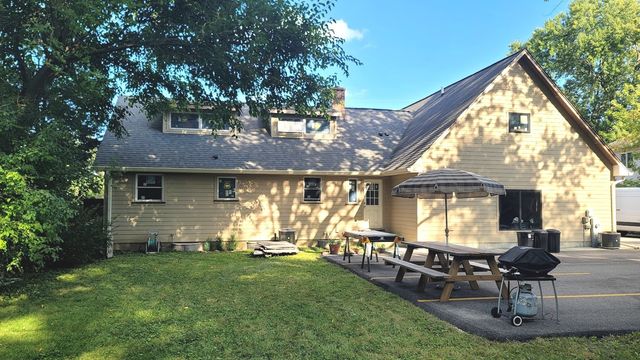 618 Barron Boulevard, Grayslake, IL 60030