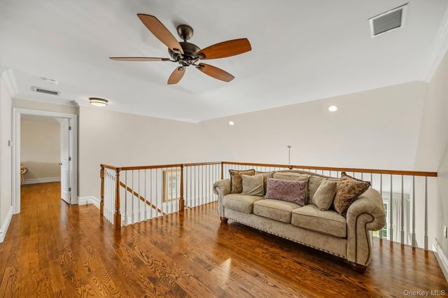 5 Robert McPadden Street, Pearl River, NY 10965