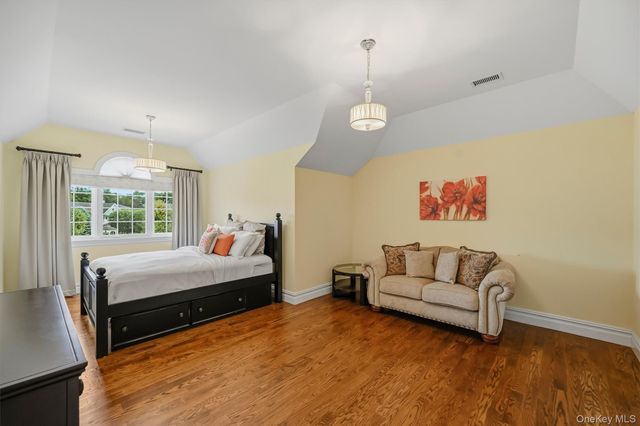 5 Robert McPadden Street, Pearl River, NY 10965