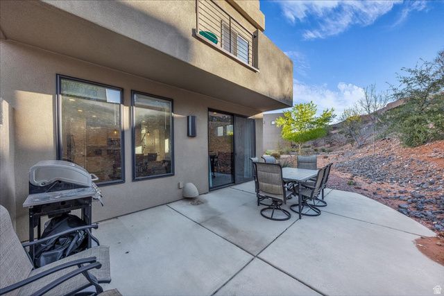 4796 N WINGED FOOT DR, St. George, UT 84770
