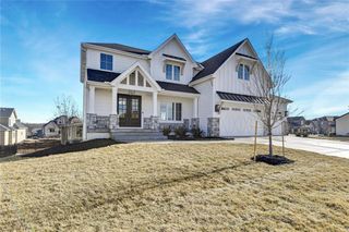 17704 Carter Street, Overland Park, KS 66221