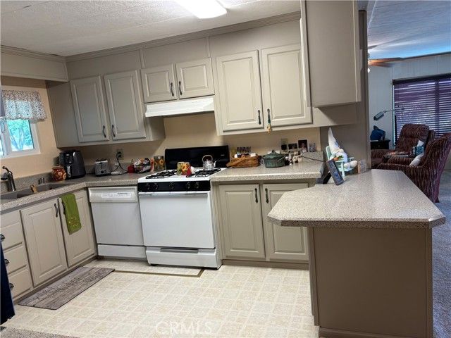 1675 Manzanita Avenue 9, Chico, CA 95926