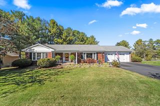 9 S COBBLESTONE CT, Fishersville, VA 22939