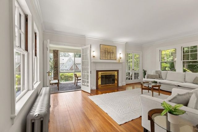 35 Arden Road, Watertown, MA 02472
