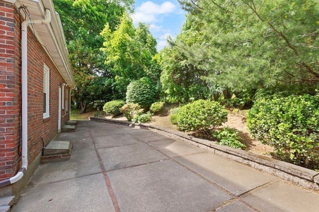 35 Arden Road, Watertown, MA 02472